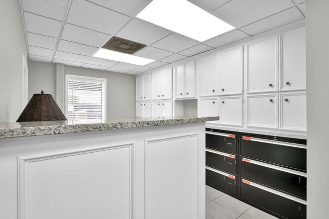 307 N. San Jacinto St. | Downtown Conroe Executive Office
