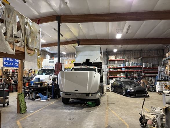 SINGLE-TENANT INDUSTRIAL INVESTMENT