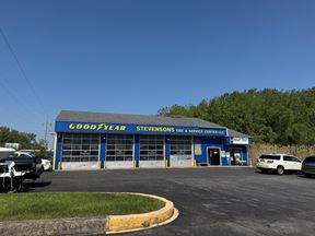 2,800+/- Square Foot Retail / Flex Building