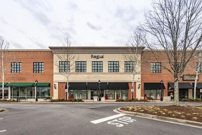 Shoppes at Webb Gin