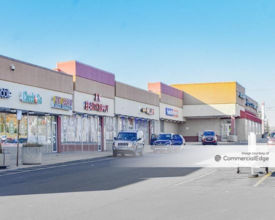 Pontiac Plaza