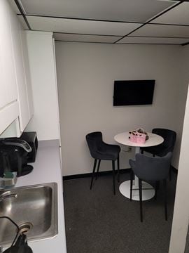 Own Your Own Office in Fayetteville!