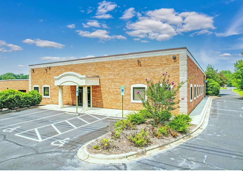 CLT/Matthews Sublease