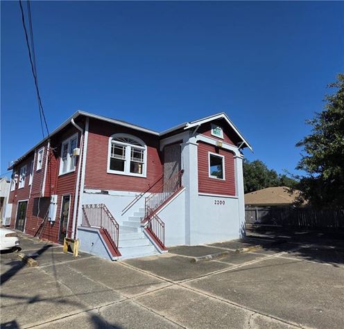 2200 Paris Rd