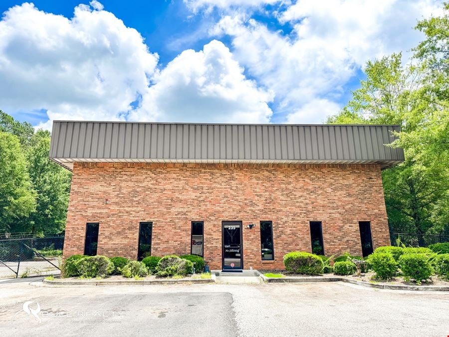 ±5,000 SF Flex-Warehouse
