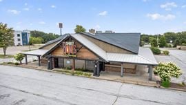 REIT Sale | Former Smokey Bones BBQ | Access to I-55/I-72 & 1,300 Hotel Rooms