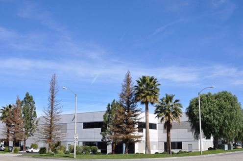 18,617 SF Distribution/Manufacturing Building
