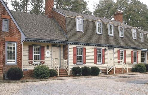 1213 Laskin Road