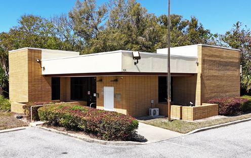 2,522 SF Retail Building