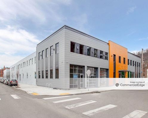 Factory 26 at 3 Crossings