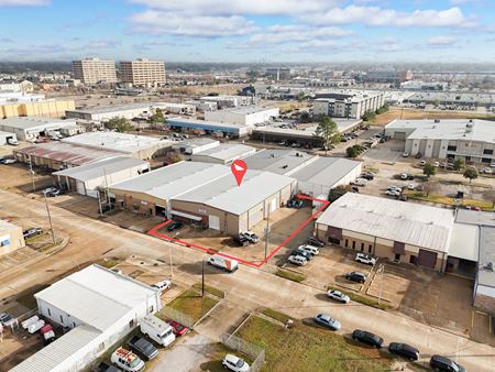 Industrial space for Rent at 1309 Dealers Ave in Elmwood