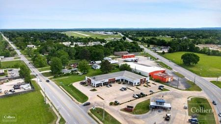 Retail space for Rent at 2511 N 2nd St in Rogers