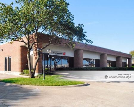 Industrial space for Rent at 10310-10330 Markison Rd. in Dallas