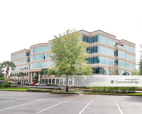 Colonial Center 200 at TownPark