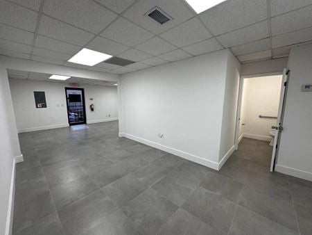 Industrial space for Rent at 2734 NW 72nd Ave in Miami