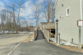 41 Park Street- TURNKEY RESTAURANT W/ REAL ESTATE