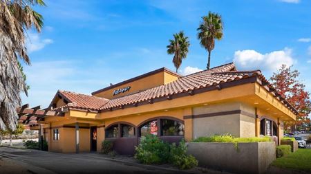 Retail space for Sale at 31736 Casino Drive in Lake Elsinore
