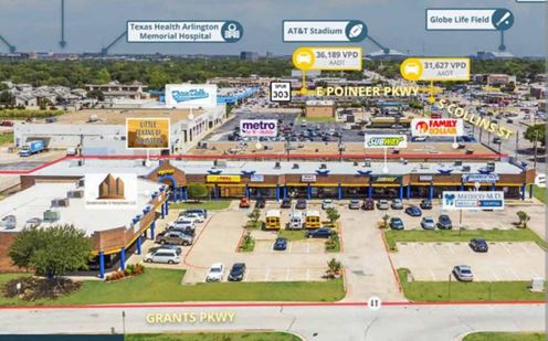 2440-2442 S Collins Street Arlington TX 76014