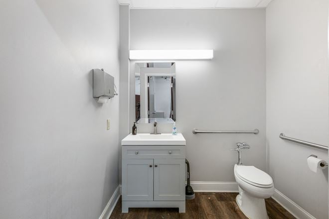 195 Chastain Meadows Ct NW