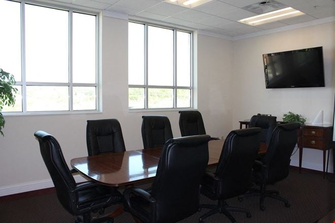 9721 Cogdill Rd (For Lease)