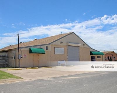 4315 Willow Springs Road & 400 East St. Elmo Road