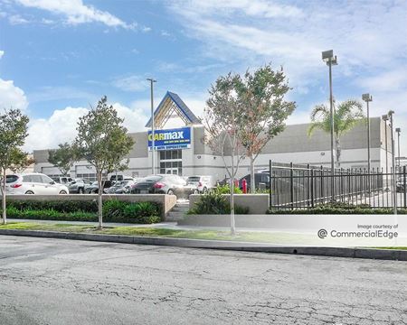Retail space for Rent at 355 South Glasgow Avenue in Inglewood