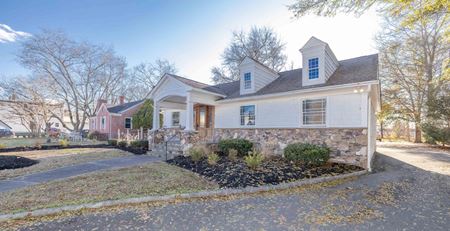 7431 Richmond Rd - Williamsburg