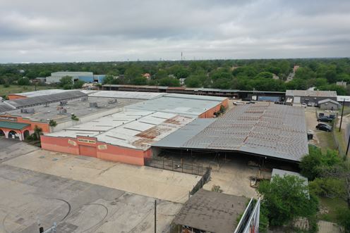 1547 S Zarzamora St - Building 4