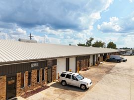 ±1,500 SF Office/Warehouse Suites for Lease off Airline Hwy