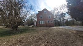 1500 Riverside Drive