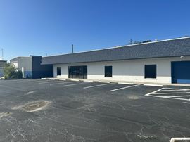 Net-Leased Corporate-Guaranteed Distribution Facility
