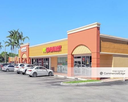 Retail space for Rent at 12555 Biscayne Blvd in North Miami