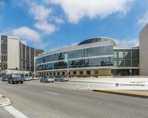Arc Beverly - 9800 Wilshire Blvd