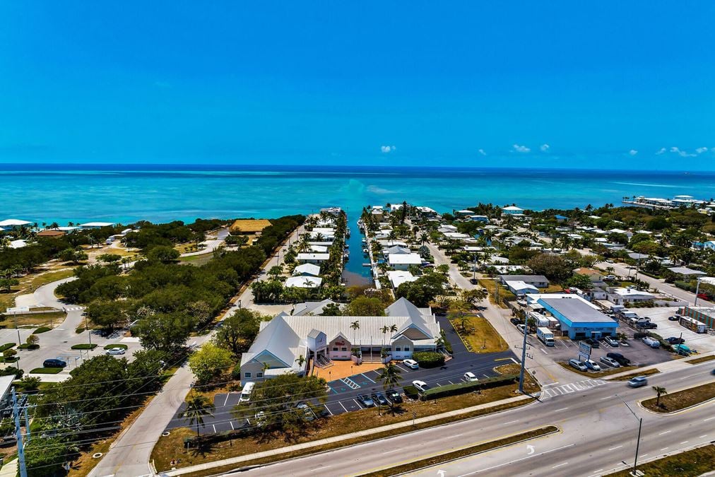 9707 Overseas Hwy