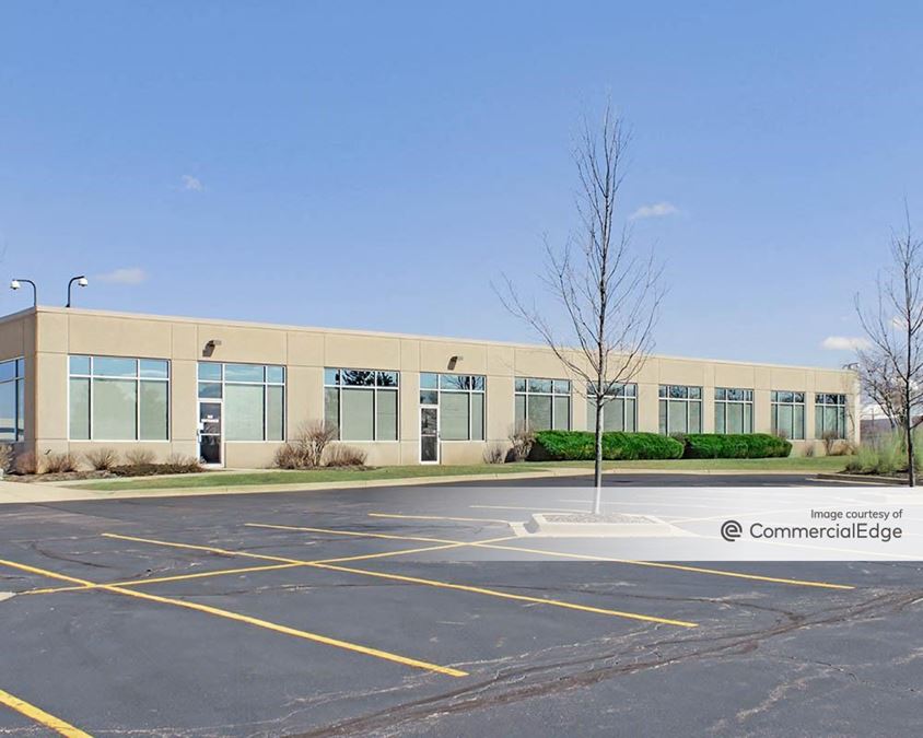 4300 Weaver Pkwy, Warrenville, IL 60555