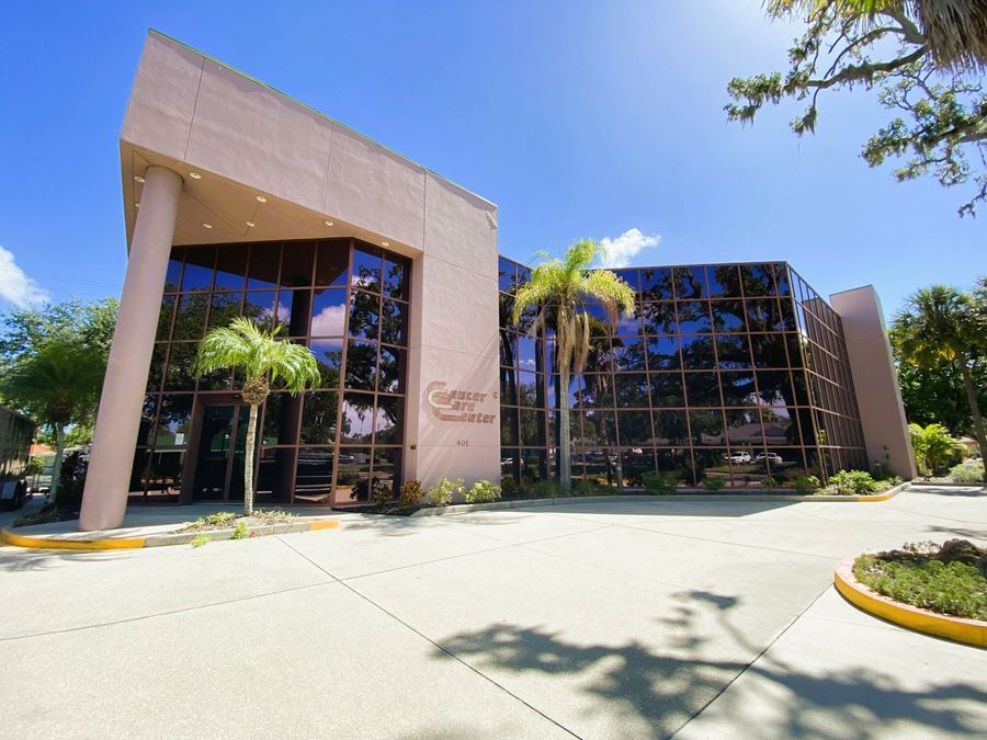 Class A Medical Building Steps from Manatee Memorial