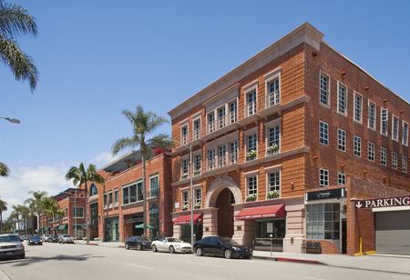 Office space for Rent at 416 N. Bedford Drive in Beverly Hills
