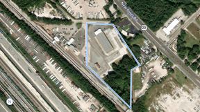 Westside Truck Terminal | 24,876± SF