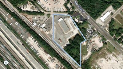 Westside Truck Terminal | 24,876± SF