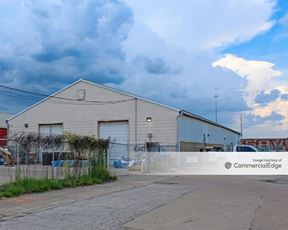 204 Industrial Blvd