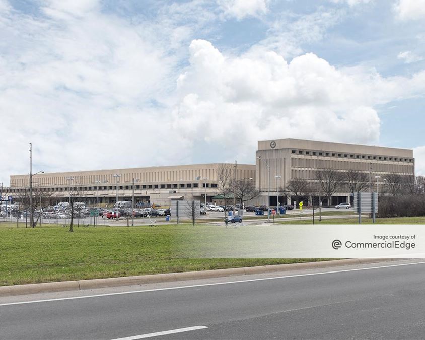 850 Twin Rivers Drive 850 Twin Rivers Drive Industrial Building