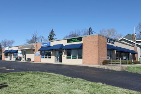 Office space for Rent at 3701 Sheridan Road in Peoria