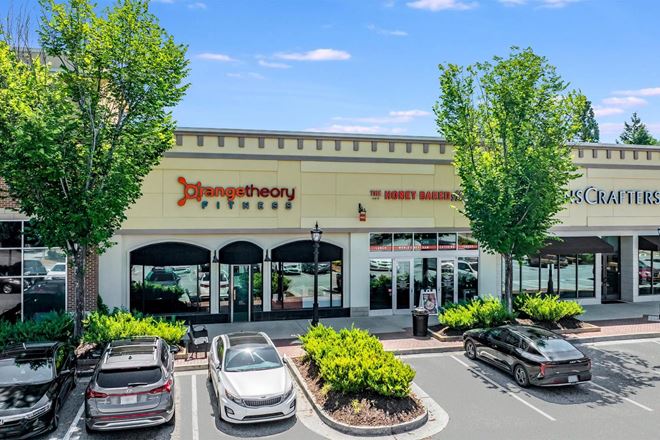 The Shoppes at Webb Gin