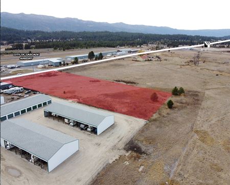 Photo of commercial space at 1458 S Main St in Cascade