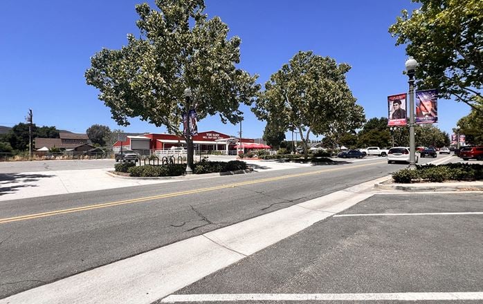 Washington Avenue Retail Building