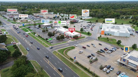 WALMART SHADOW-ANCHORED RETAIL CENTER