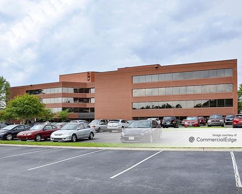 Maryland Farms Office Park - Parklane Building
