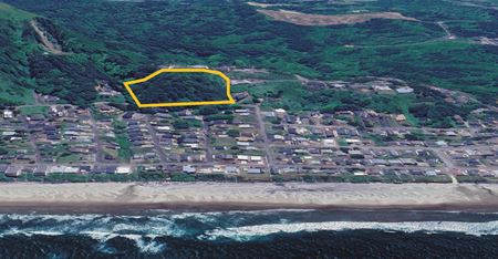 Photo of commercial space at NE Neptune Dr in lincoln city