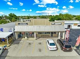 3642 Tamiami Trail building