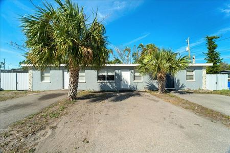 Photo of commercial space at 2032-2040 Wright Street in Fort Myers